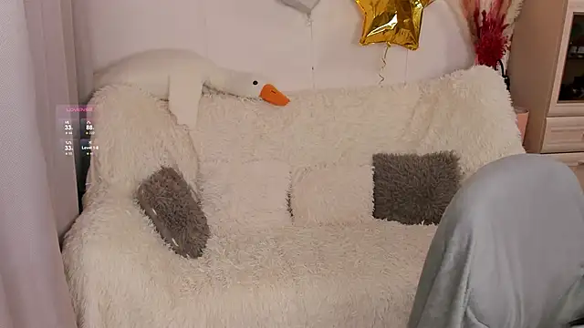 LisaMooore online show from October 9, 7:40 pm