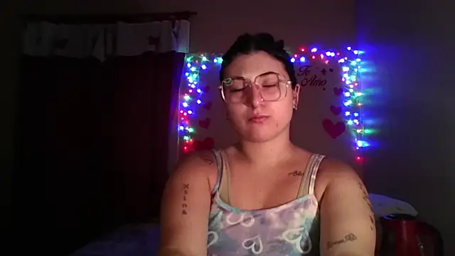 imsohornydacom online show from February 13, 10:44 pm