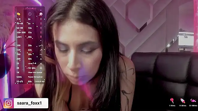 Sara Foxx1 online show from February 9, 10:45 pm