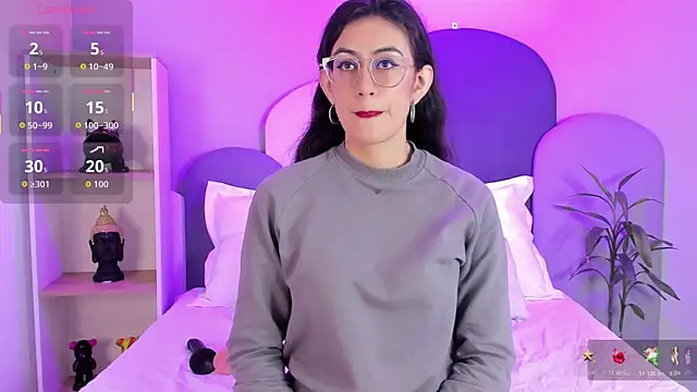 SophieGomez22 online show from November 19, 11:21 am