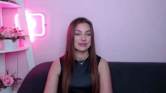 MilanaAngelAs online show from April 19, 4:45 am