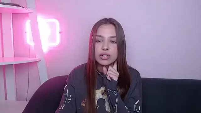 MilanaAngelAs online show from April 7, 7:38 pm