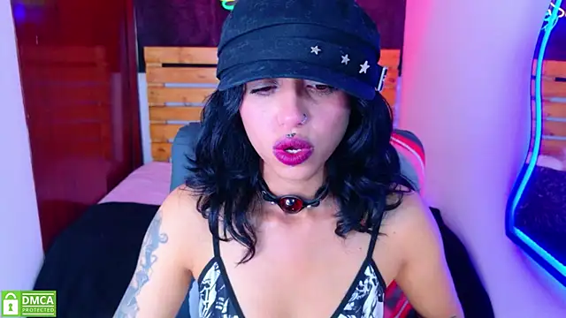 REDHOTTER  online show from March 28, 8:08 pm