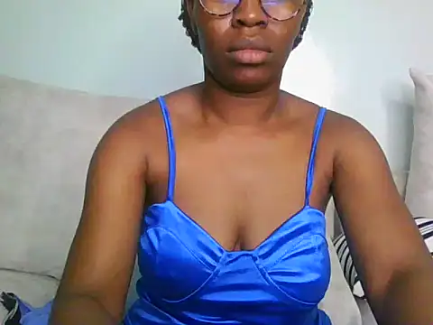 lisaa544 online show from December 17, 5:44 am