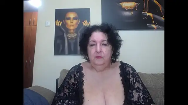 maturekorine online show from November 9, 6:37 pm