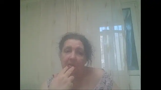 maturekorine online show from April 12, 4:43 pm