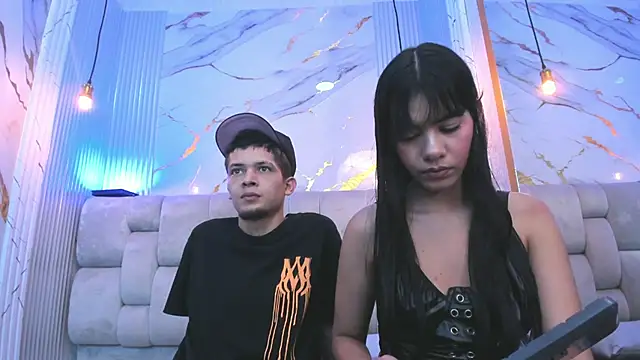 kendalltaylorr online show from October 10, 1:38 pm