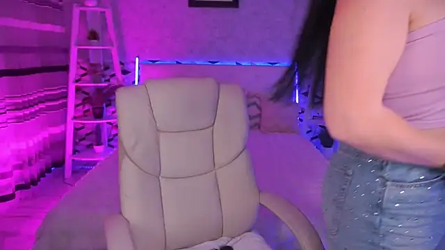 ArianaDarkk online show from April 9, 8:36 pm