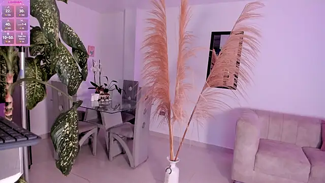 ElissaDominguez online show from March 19, 6:40 am