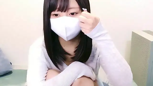 YUTSU KI online show from December 20, 2:32 pm