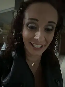 therealbeverlycious online show from March 9, 10:24 pm