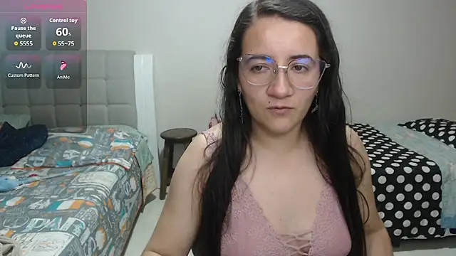 Dayanna Smitt online show from November 2, 2:15 am