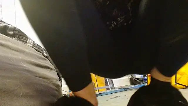 watermellonpussy online show from March 19, 5:12 am