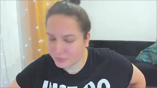  madalexa  online show from October 13, 4:53 pm