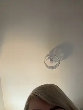 xxcurvyjessiexx online show from December 14, 9:59 am