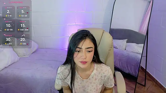 hazel lee ross online show from October 28, 8:03 pm