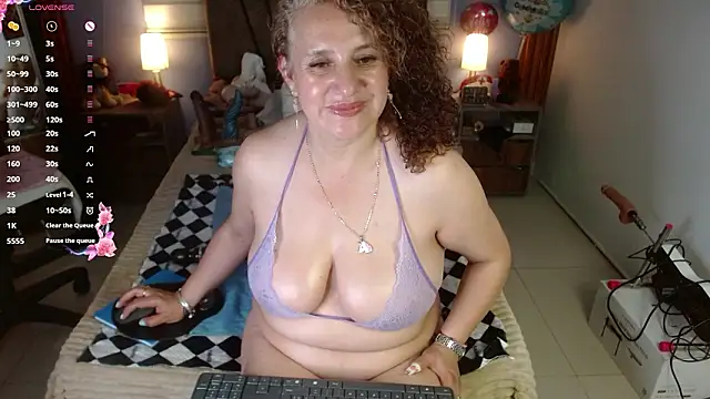 Nadia 84 online show from March 17, 7:29 pm