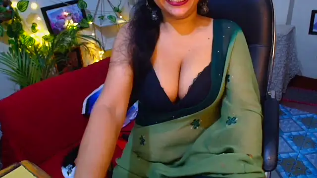 Snapshot of SnoowForYou chatting on September 22, 12:53 am SnoowForYou online show from September 22, 12:53 am