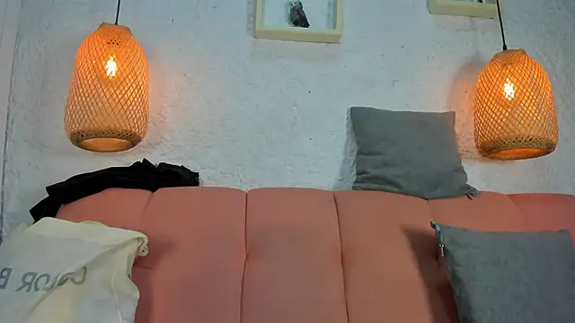 emiily s online show from December 15, 12:10 pm