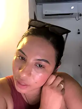 Francesca ferrari online show from December 17, 9:52 pm