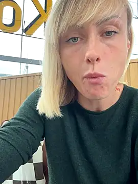 haileyhope  online show from September 13, 4:04 pm