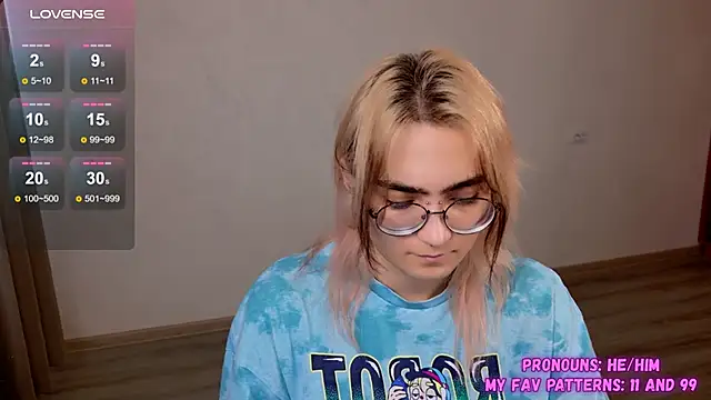 CuteYukiKun online show from October 28, 10:21 am