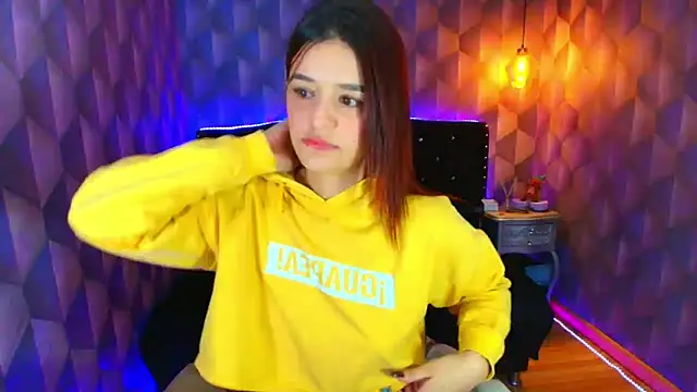 LiaHarryis online show from December 17, 5:17 pm