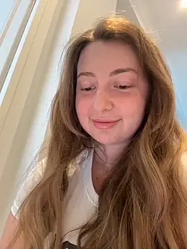 curvyflawless online show from June 7, 2:46 pm