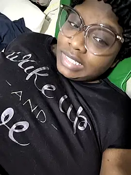 Jhoxy M online show from April 7, 7:54 am