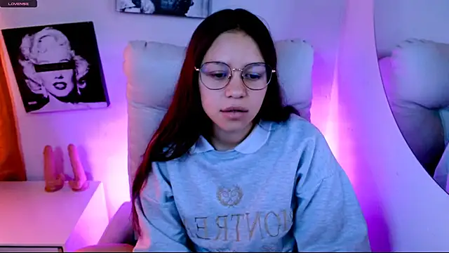 SamanthaRoldaan online show from March 4, 3:18 pm