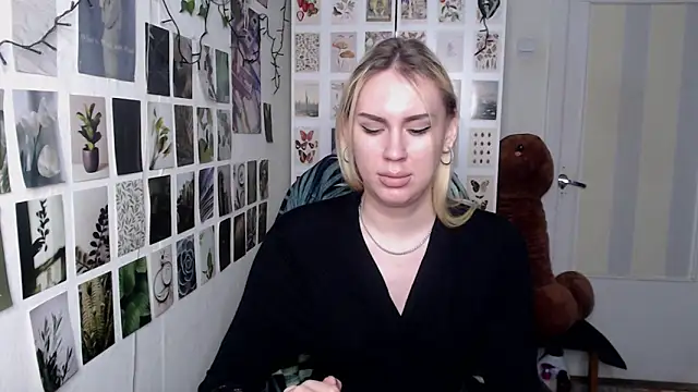 CapriScorpion online show from February 15, 2:16 pm