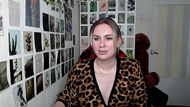 CapriScorpion online show from September 16, 2:47 pm