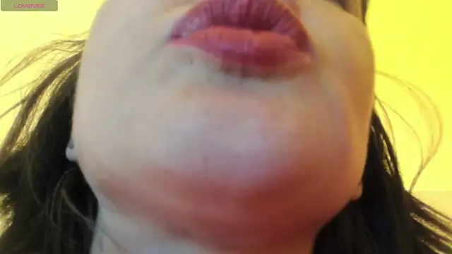 queen fetish online show from November 28, 2:31 pm