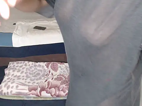 AdelaideT online show from October 17, 12:36 am