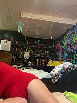 TrenaAnne online show from March 20, 4:45 pm