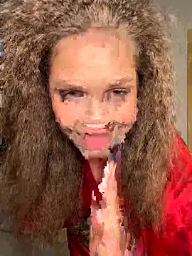 Snapshot of HumbleJess chatting on October 31, 8:40 am HumbleJess online show from October 31, 8:40 am