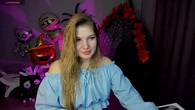 lily williamss online show from October 28, 12:27 am