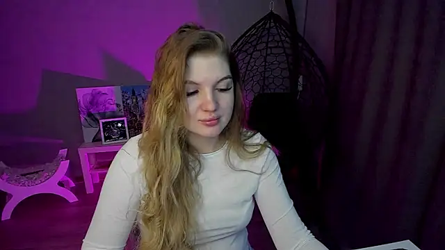 lily williamss online show from February 3, 12:21 am