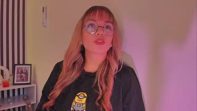 Samaantha-White online show from January 13, 11:58 am