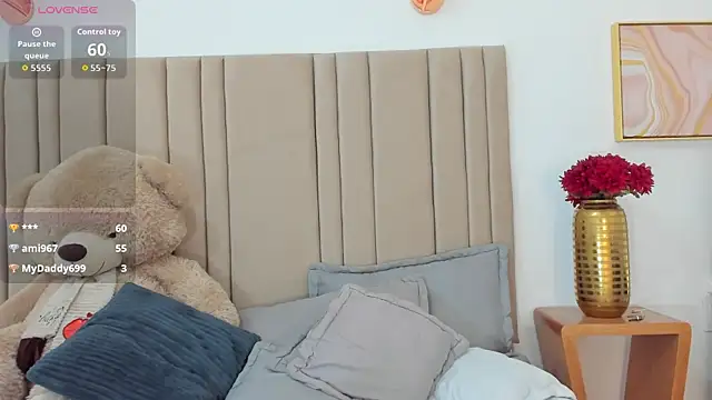 izadii online show from September 10, 9:26 pm