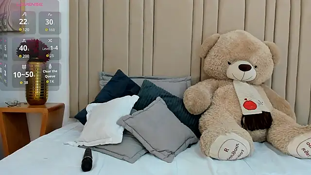 izadii online show from October 25, 6:59 pm