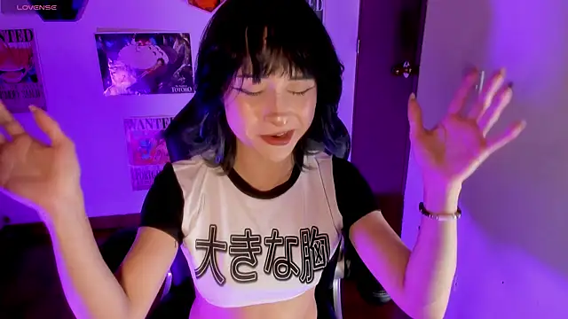 MonxxsLove online show from June 20, 3:32 am