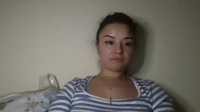 Linusya online show from November 2, 4:10 pm