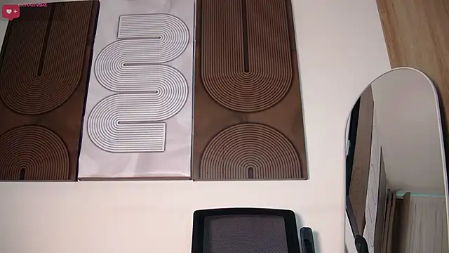 aidaadams online show from March 9, 11:46 am