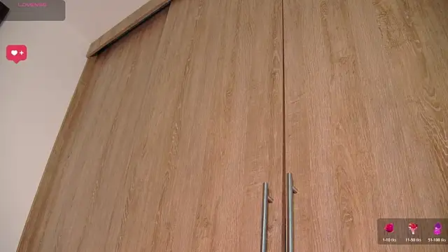 aidaadams online show from February 18, 11:20 am