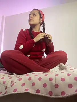 Scarletleon77 online show from February 25, 5:11 pm