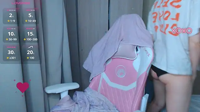 LeahGottty online show from December 2, 2:13 am