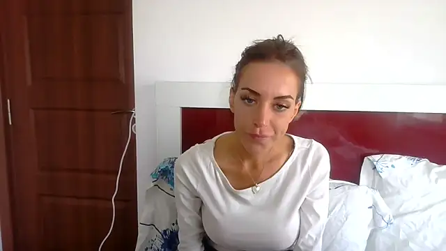 josiexcx online show from March 16, 12:31 pm