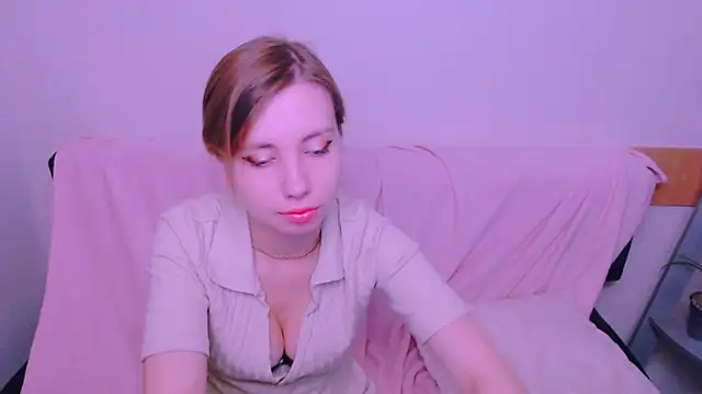 AliceFire  online show from June 4, 9:25 am
