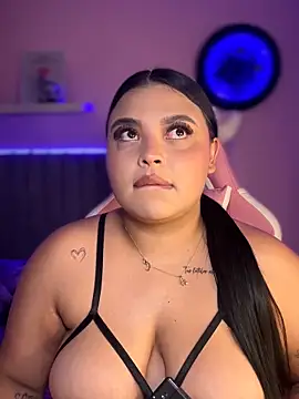 Emily cooper20 online show from April 21, 1:42 am